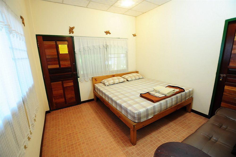 Sukhothai Guest House Extérieur photo