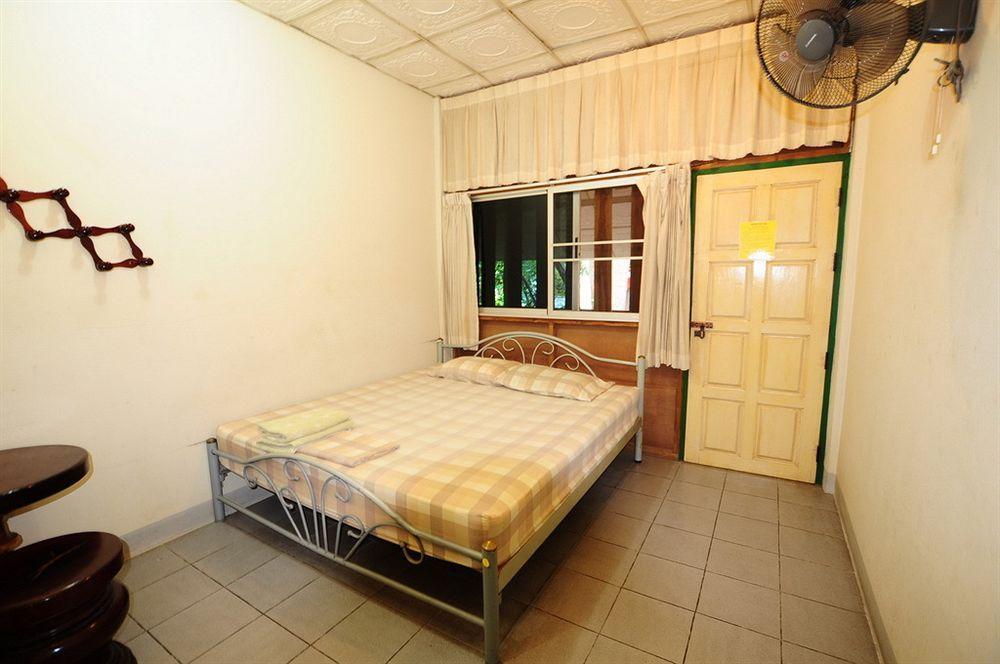 Sukhothai Guest House Extérieur photo