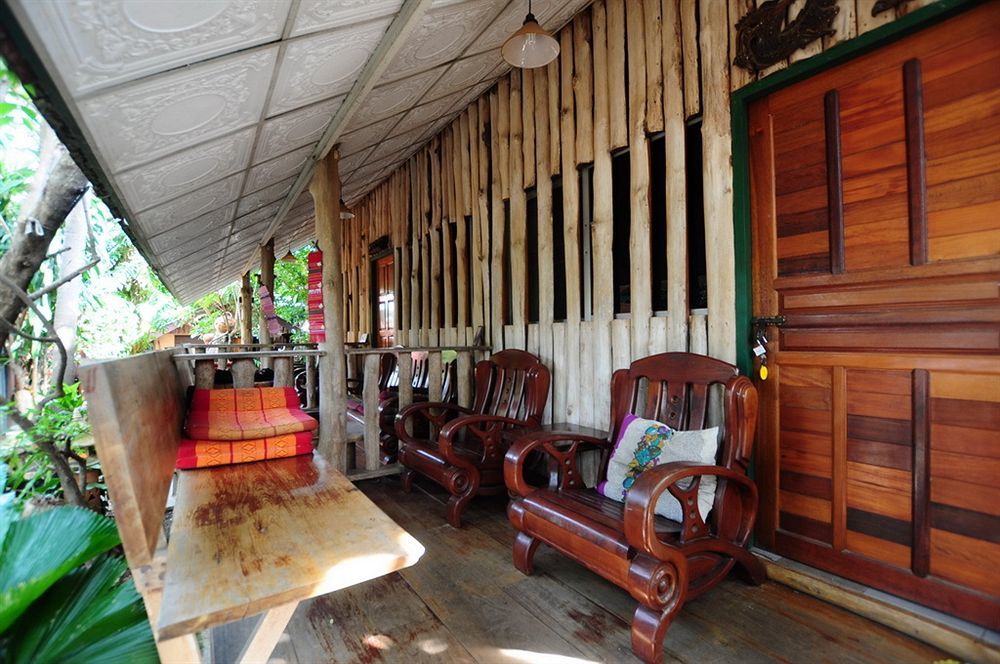Sukhothai Guest House Extérieur photo